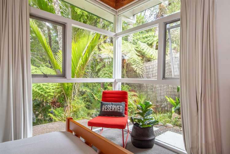 133 Woodlands Park Road Titirangi_5