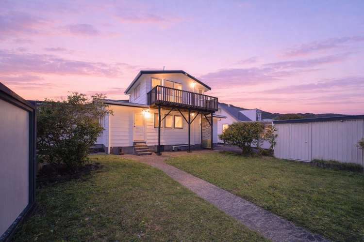 50 Hazlewood Avenue_1