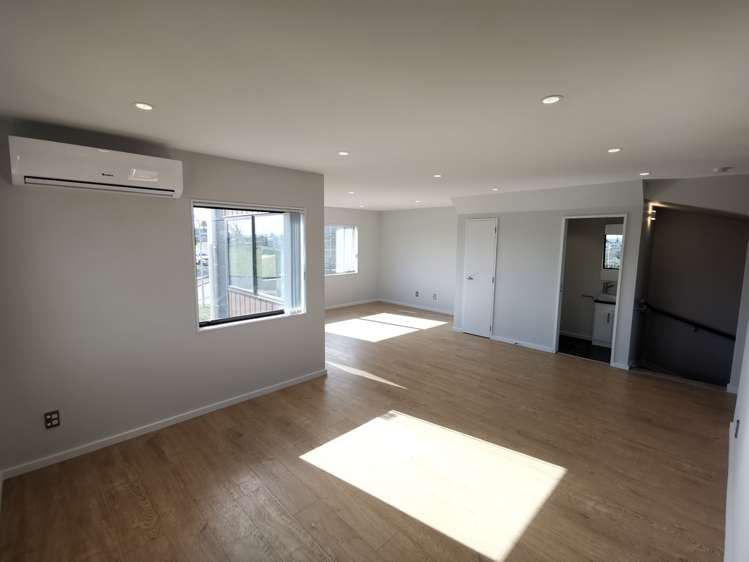 29 Meritage Lane Te Atatu South_6