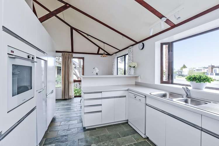 29 Golding Road Taradale_9