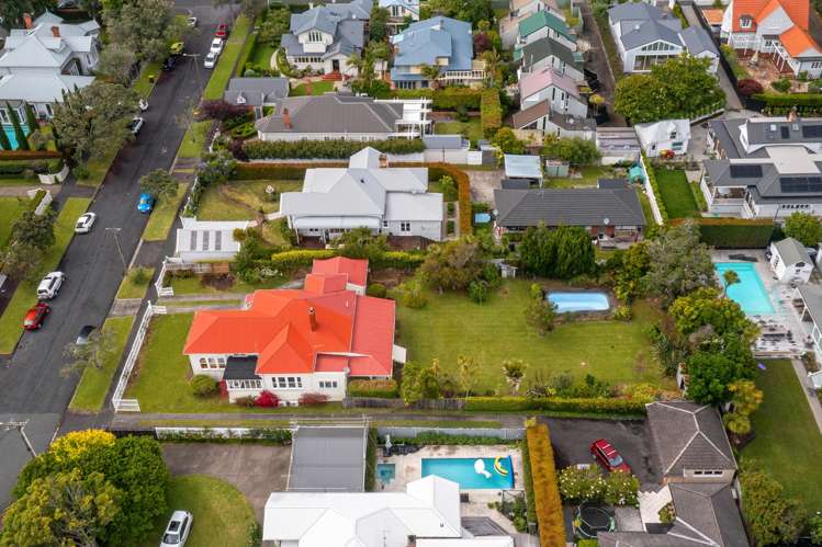 5 First Avenue Stanley Point_2