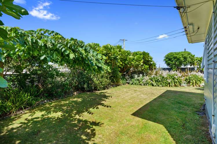 32 Kiharoa Street Otaki Beach_25