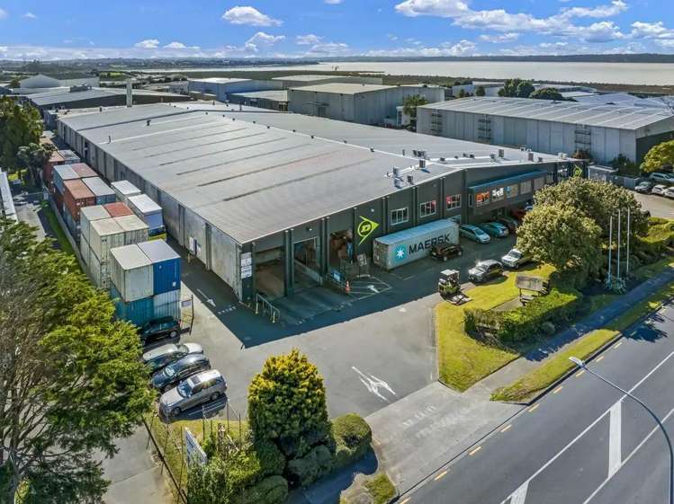 670 Rosebank Road Avondale_1