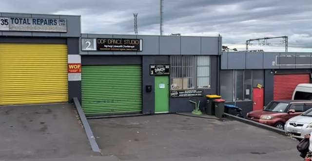 Roadfront Studio Space - Otahuhu