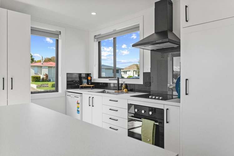 58 Conway Crescent Glengarry_6