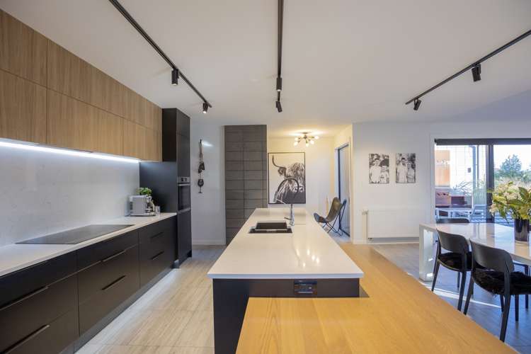 19 Longwood Drive Winton_9