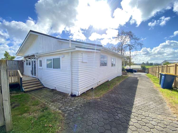 52 Saint Leonards Road Kelston_15