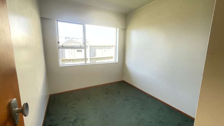 6 & 8/42 Clevedon Road Papakura_5