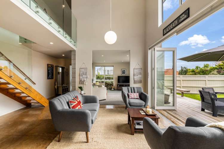 18 Fraser Road Narrow Neck_5