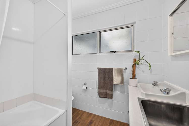720 Te Atatu Road Te Atatu Peninsula_19