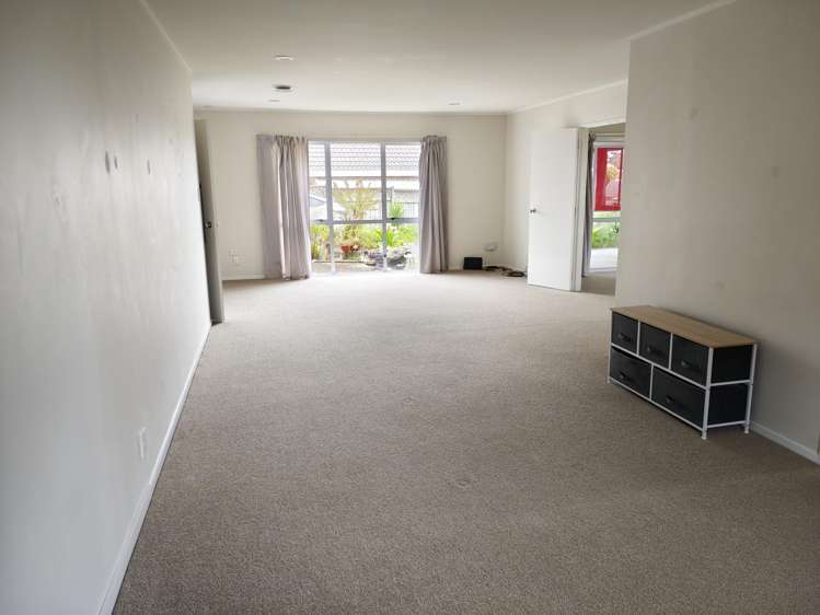 45 SIMMENTAL CRES Somerville_1