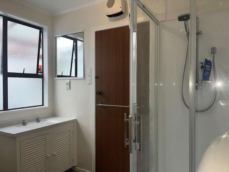 24 Moana Street Riverton_9