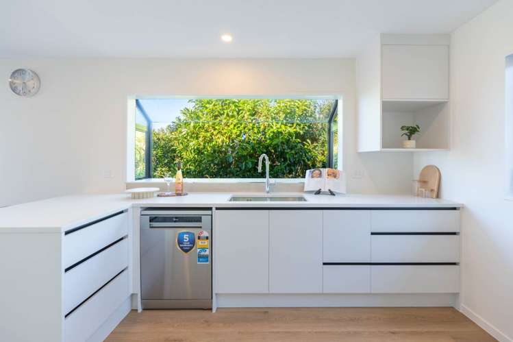 2/353 Glenfield Road Glenfield_4