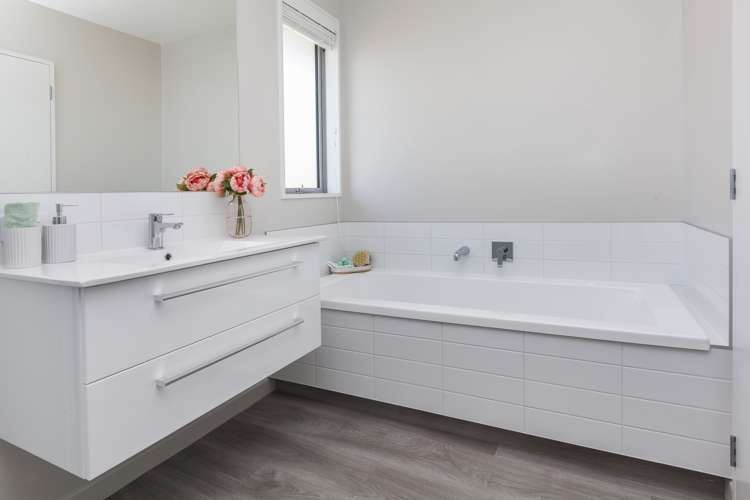 25 Kingsbridge West Burwood_10