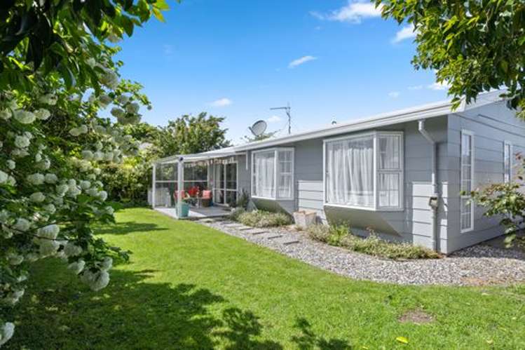 16A Newbourne Crescent_0