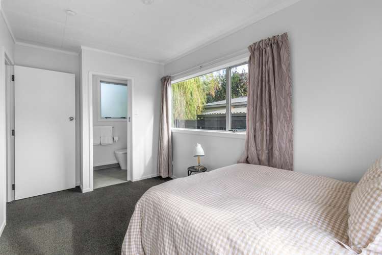 2 Muir Avenue Mangere Bridge_13