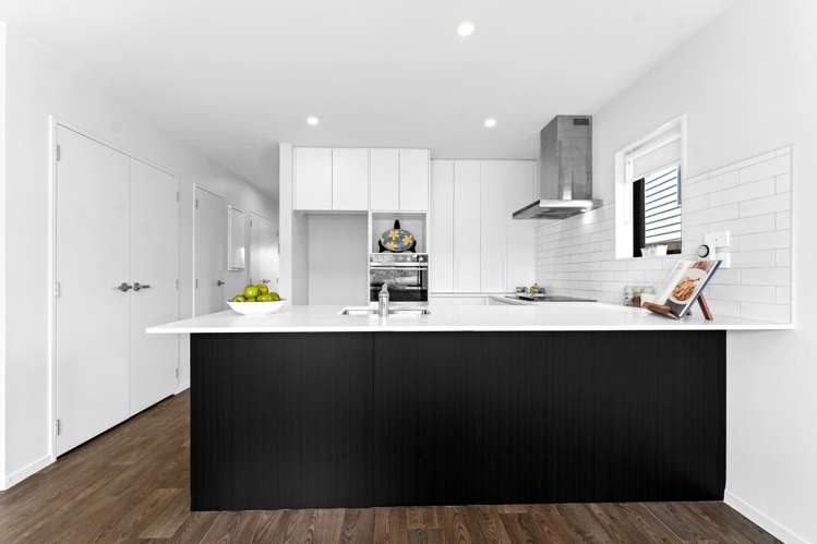 66 Matawhanga Drive Wattle Downs_4