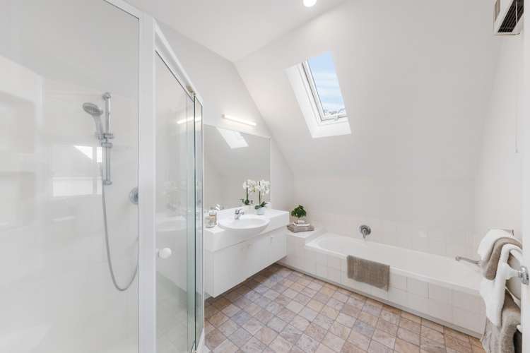 2/142 Riddell Road Glendowie_15
