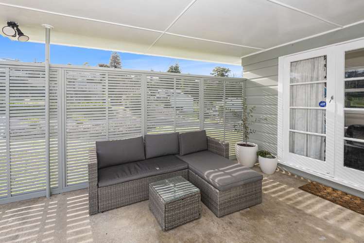 51 Memorial Drive Parahaki_16