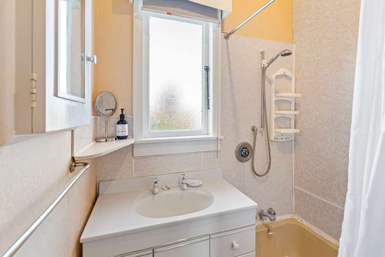 12 Toi Street Tawhero_9