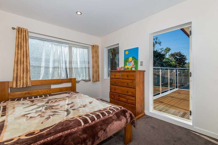 270a Triangle Road Massey_13