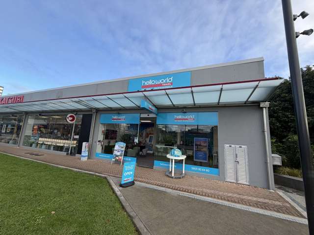 Premium Lake Road Retail