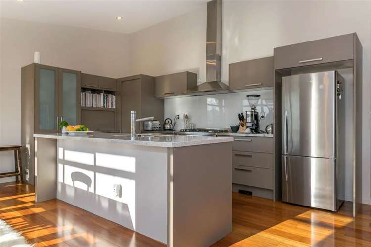 16 Lake View Place Fairhall_7