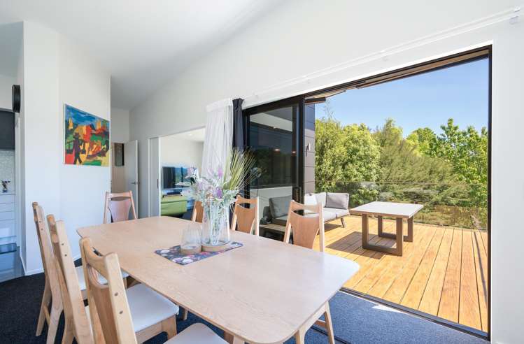 4 Kingfisher Lane Stoke_6