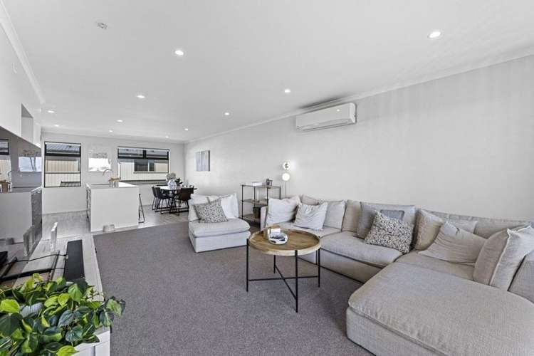 41 Bonnette Road Flat Bush_2