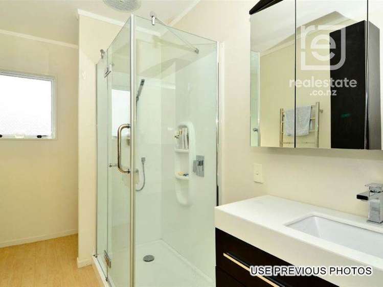 1/14 Silkwood Grove Flat Bush_13