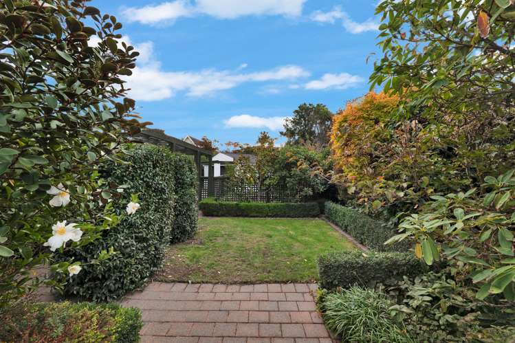 8 Skye Place Burnside_21