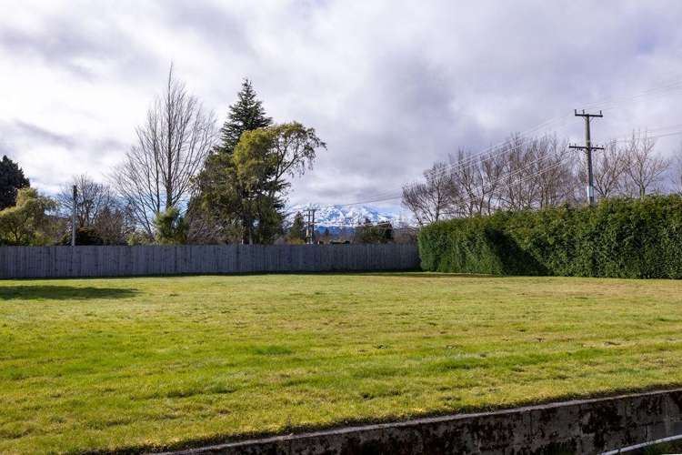 13 Ruapehu Road Ohakune_30