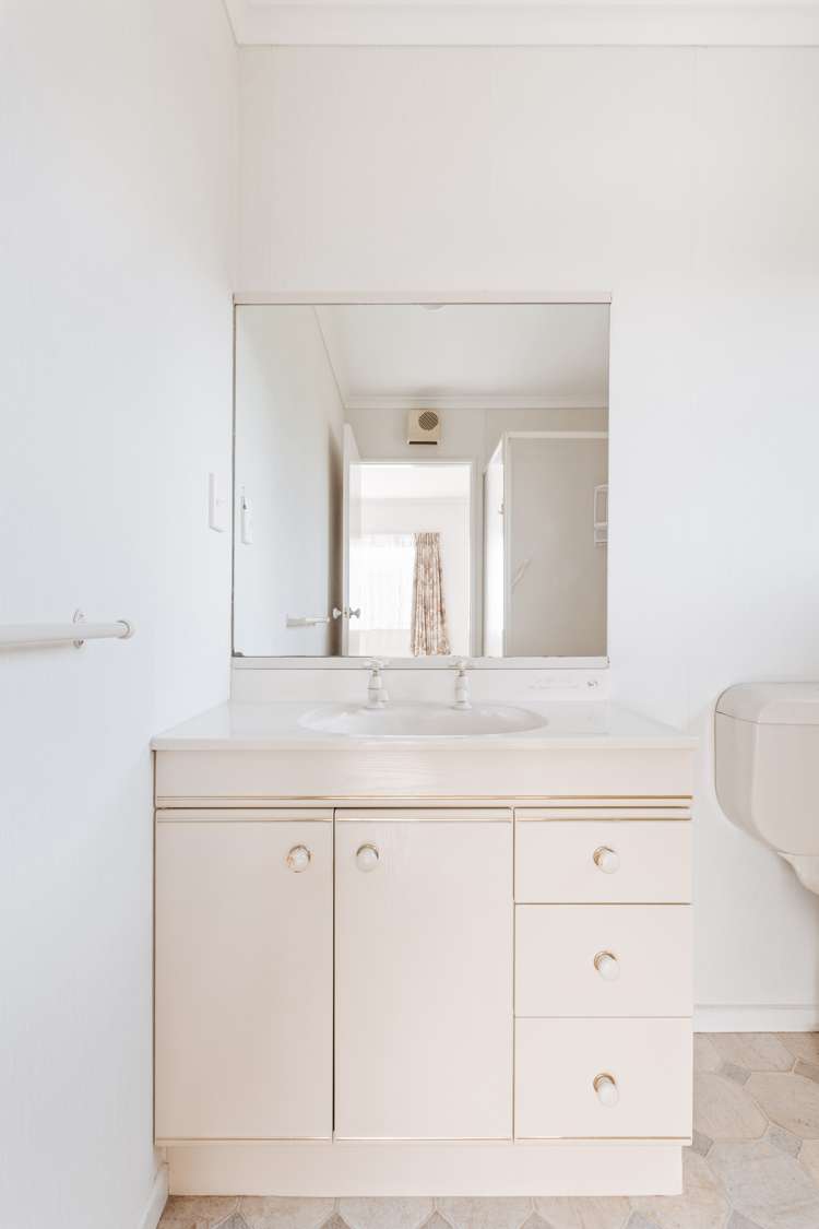 5 Links View Drive Omokoroa_24