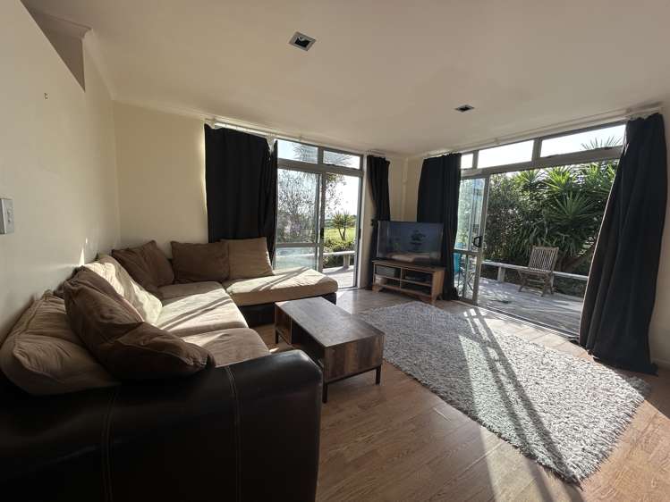 41 Lara Lane Kaiwaka_4