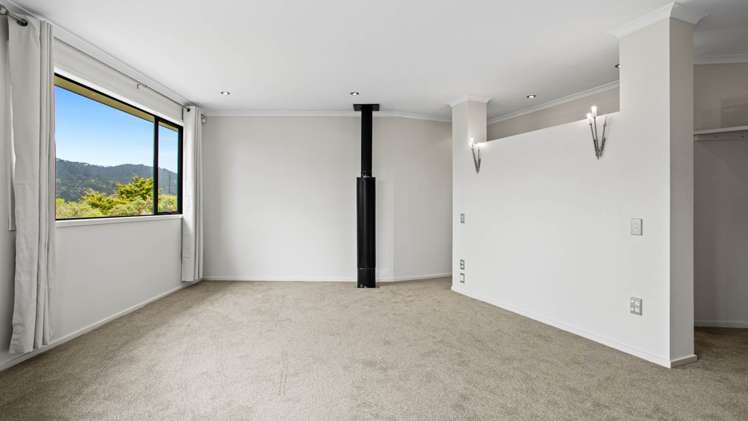 129 Stoney Creek Drive Waitakere_15