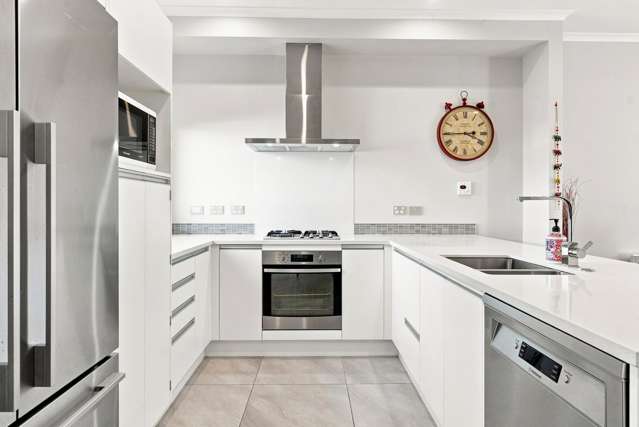 125 Bonair Cresent Millwater_3