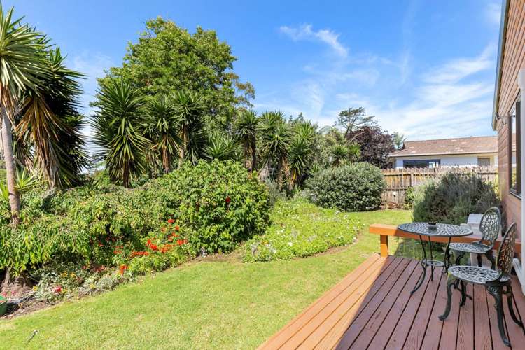 2/149 Carnoustie Drive Wattle Downs_10