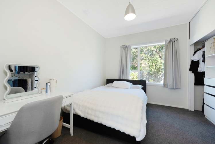 2 Atua Street Johnsonville_11