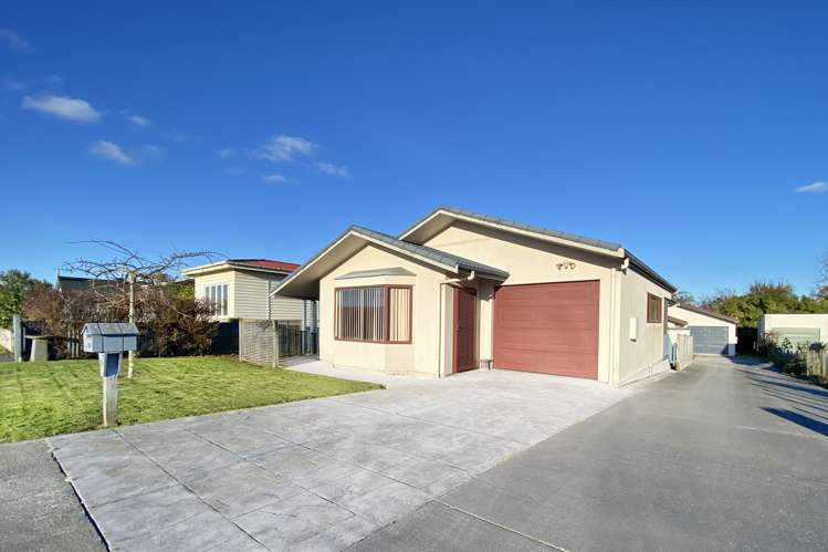 7B Wellington Road Waipukurau_0