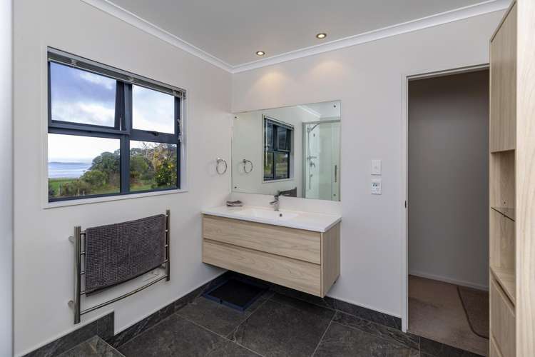 3 Esplanade Rd Tahawai_9