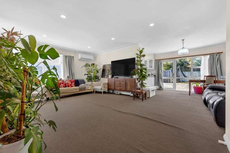 6 Glenvil Lane Te Atatu Peninsula_9