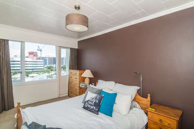 9/125 Grant Road Thorndon_4