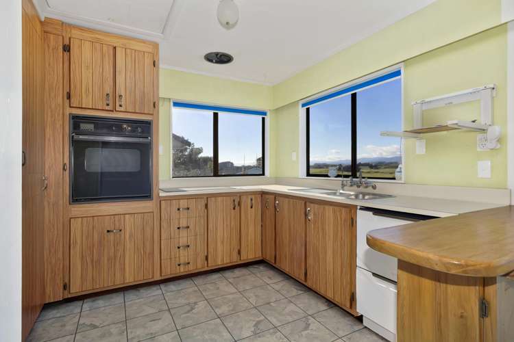 12 Moana Street Otaki Beach_19