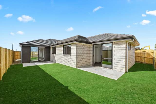 39 Waruhia Crescent Rototuna North_1