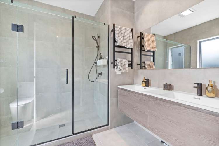 10 Mina Way Browns Bay_12