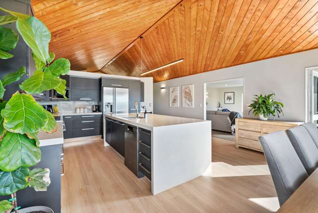 156 Valley View Road Otaika_3