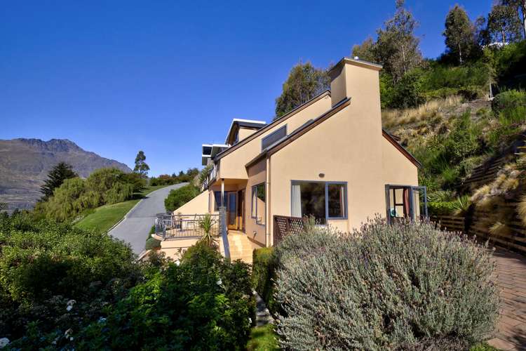 8 Chandler Lane Fernhill/Sunshine Bay_2