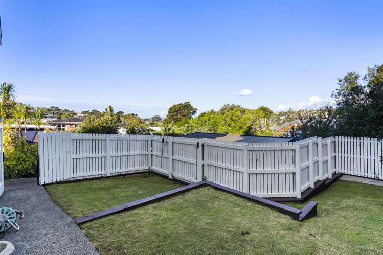 1/10 Hythe Terrace Mairangi Bay_11