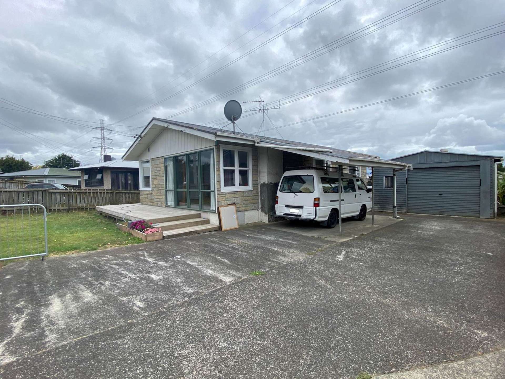 92 Clayton Avenue Otara_0