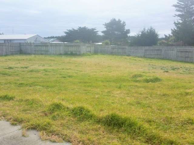 2 Sandown Avenue Himatangi Beach_4